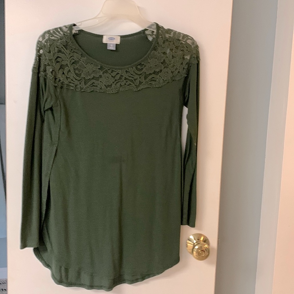 Old Navy Long-sleeved shirt